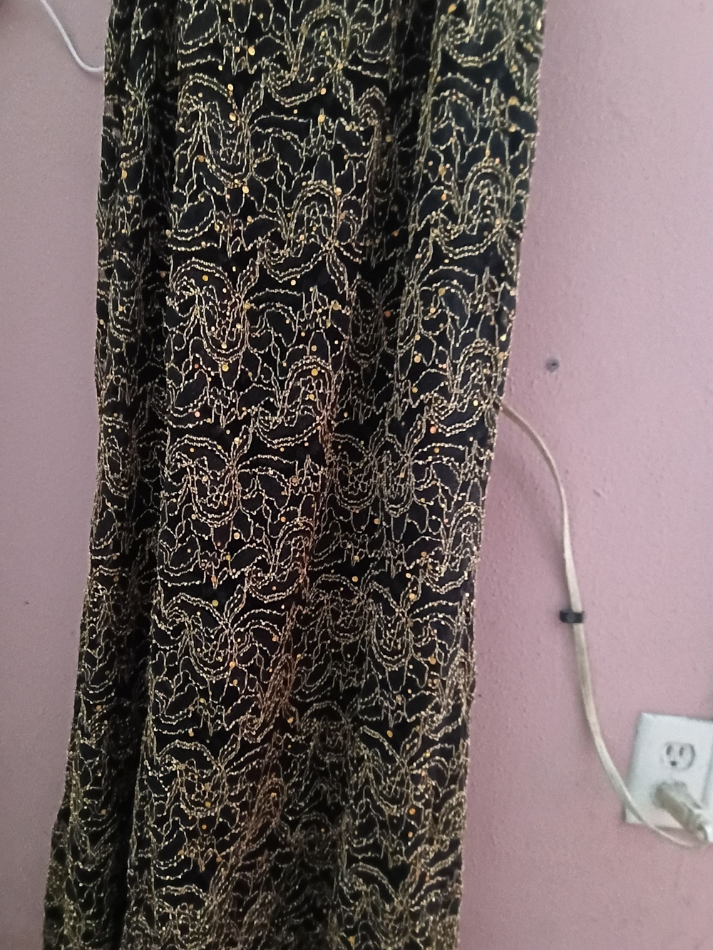 Black & Gold Lace-Pattern Prom Dress